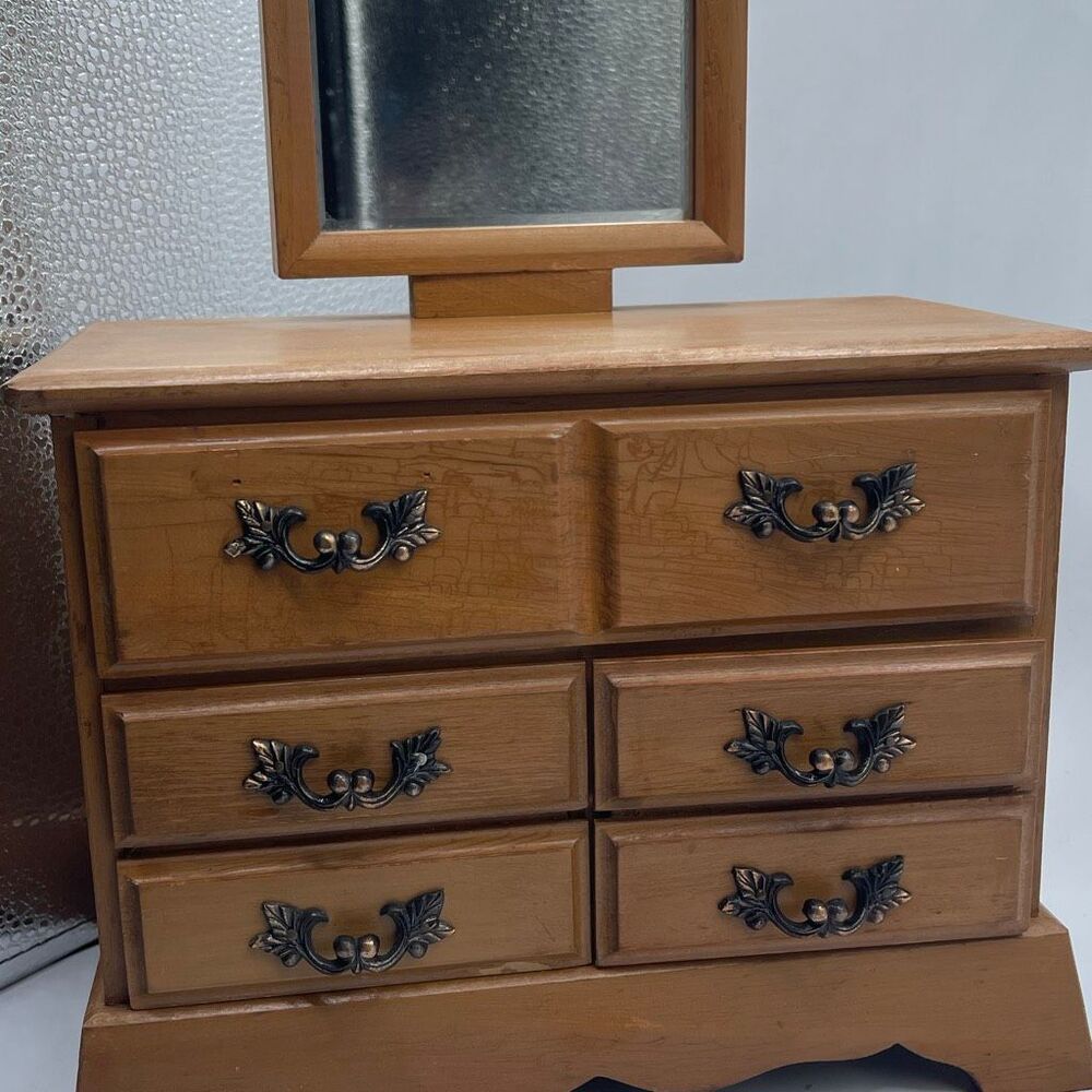 Vintage Japan charming wooden jewelry box 6 drawer music box.